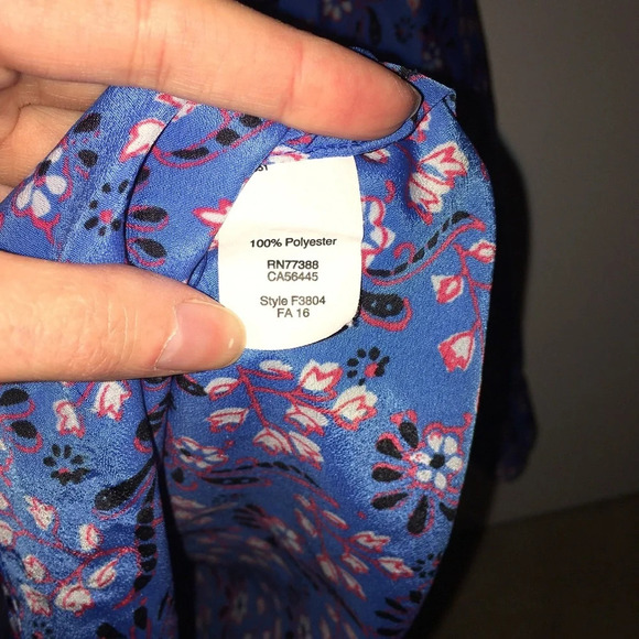 J crew  blue floral blouse - Picture 4 of 4